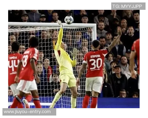 德甲激战:本菲卡与利物浦战成平局绝杀瞬间引发全场狂欢