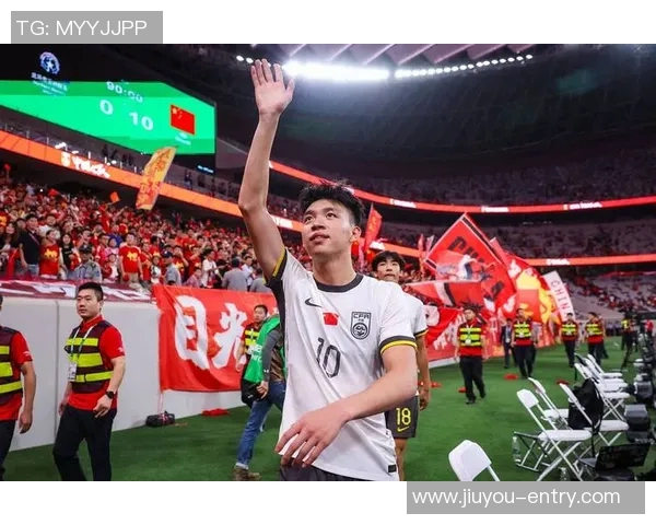 足总杯精彩对决拜仁逆转AC米兰帽子戏法引争议判罚热议