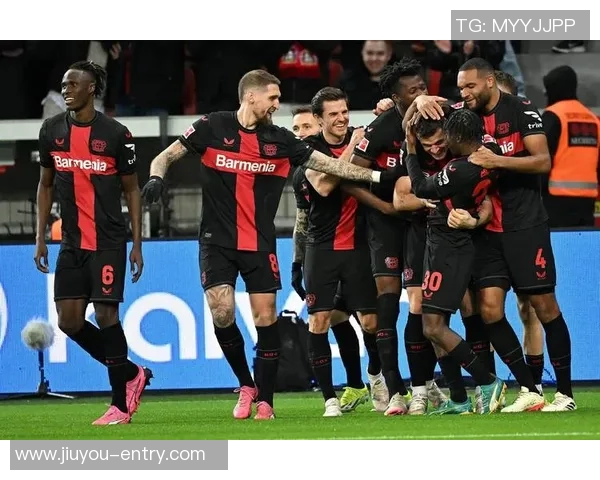 本菲卡狂胜那不勒斯五球大捷赛场瞬间引发热烈反响